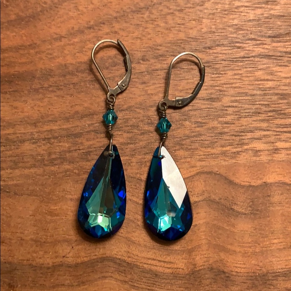 Blue crystal drop earrings